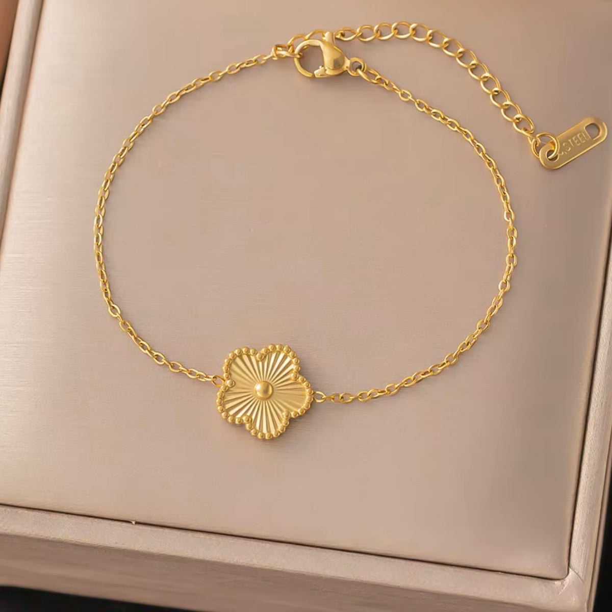 18k flower set