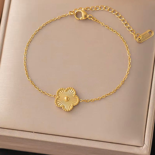 18k flower set