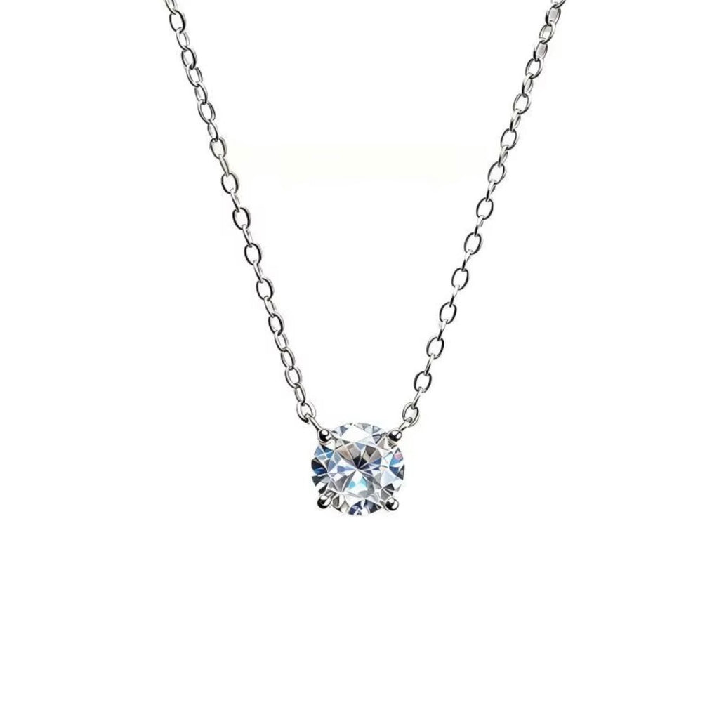 Diamond pendant necklace