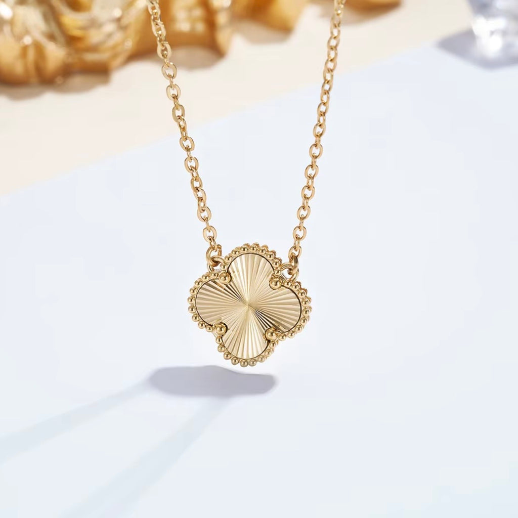 Clover set
