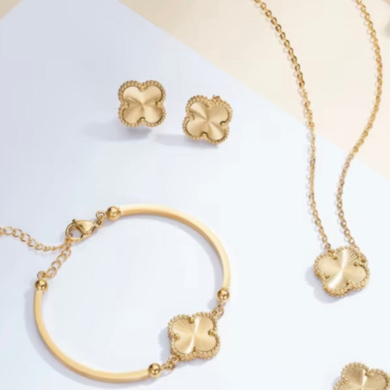 Clover set