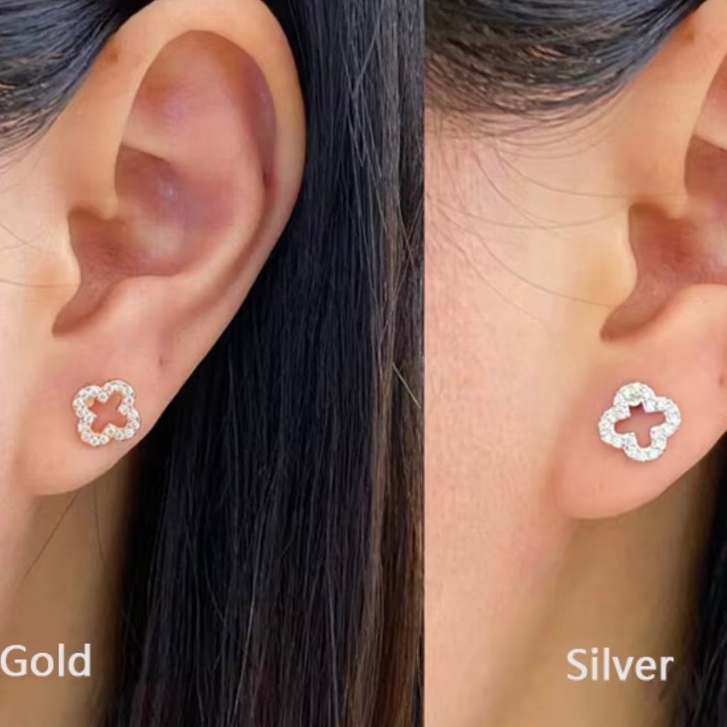 Dainty clover earrings